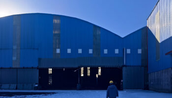 春節(jié)堅(jiān)守崗位，護(hù)貨物安全，顯責(zé)任擔(dān)當(dāng)